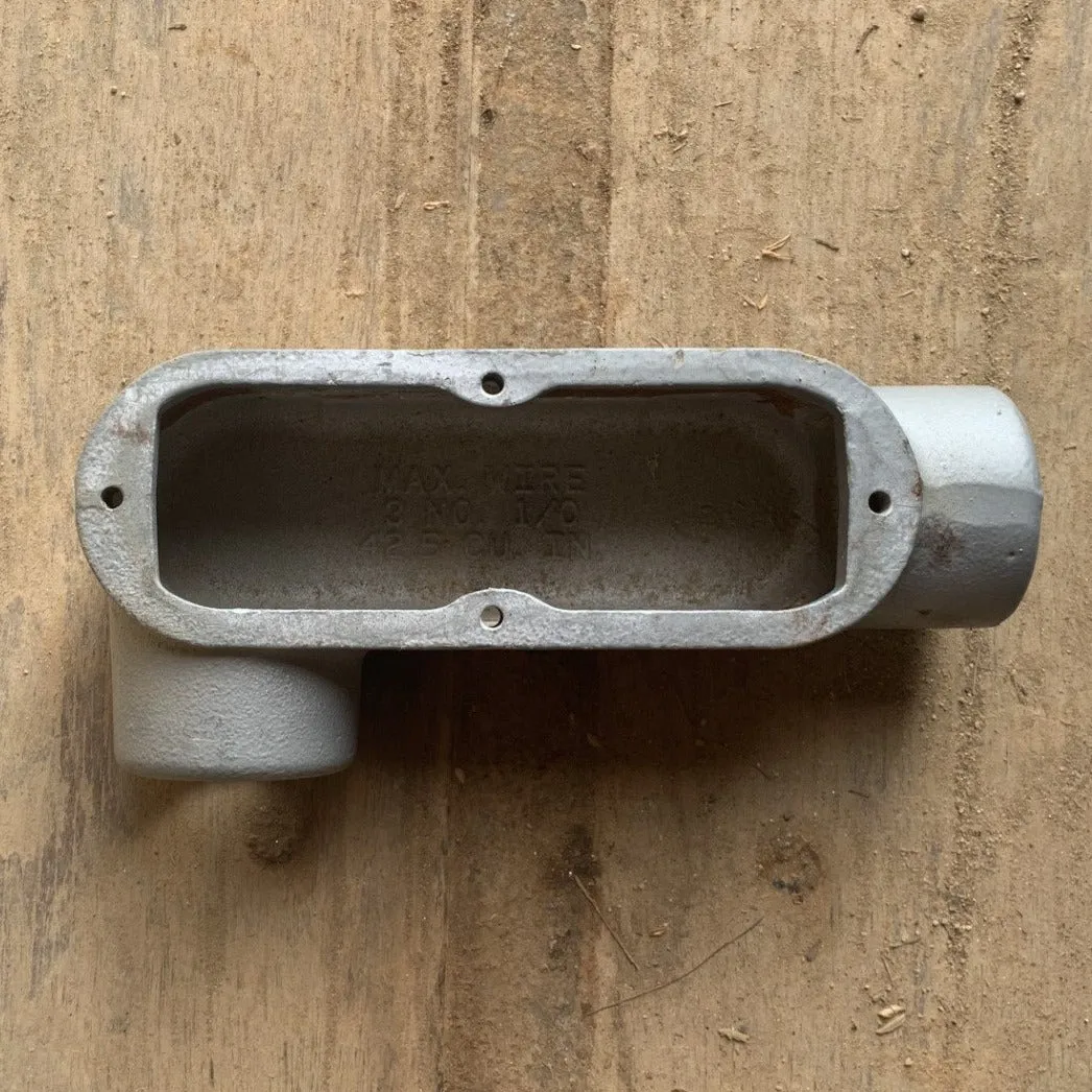 Appleton LR58 Conduit Body 1-1/2 in. - Used