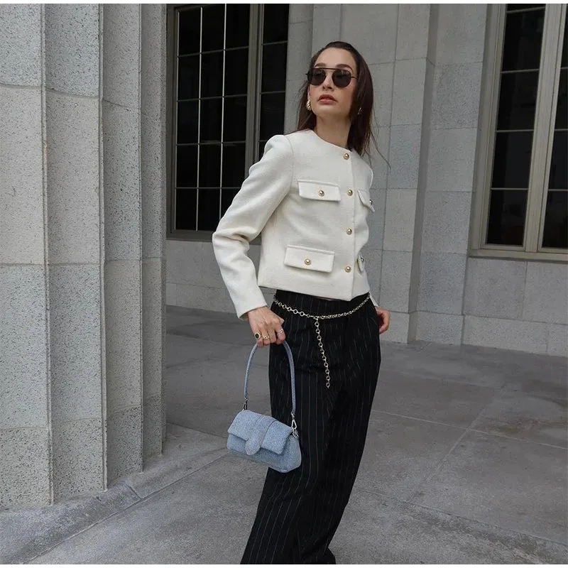 Chic tweed bouclé crop jacket