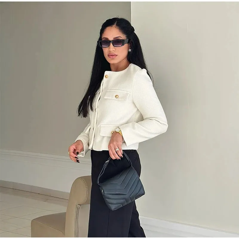 Chic tweed bouclé crop jacket
