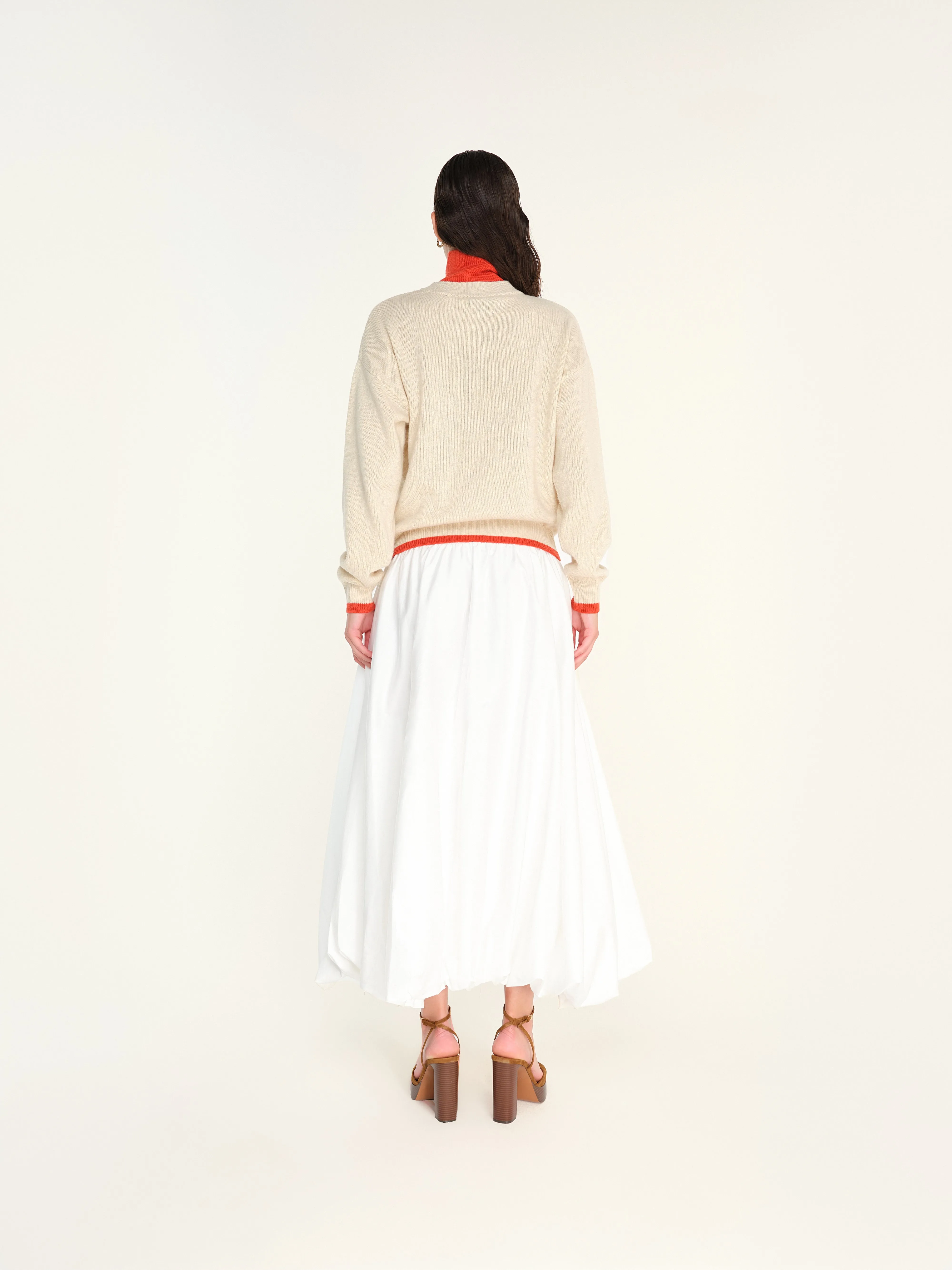 LIDY - Contrast colour detailed turtleneck with logo detail