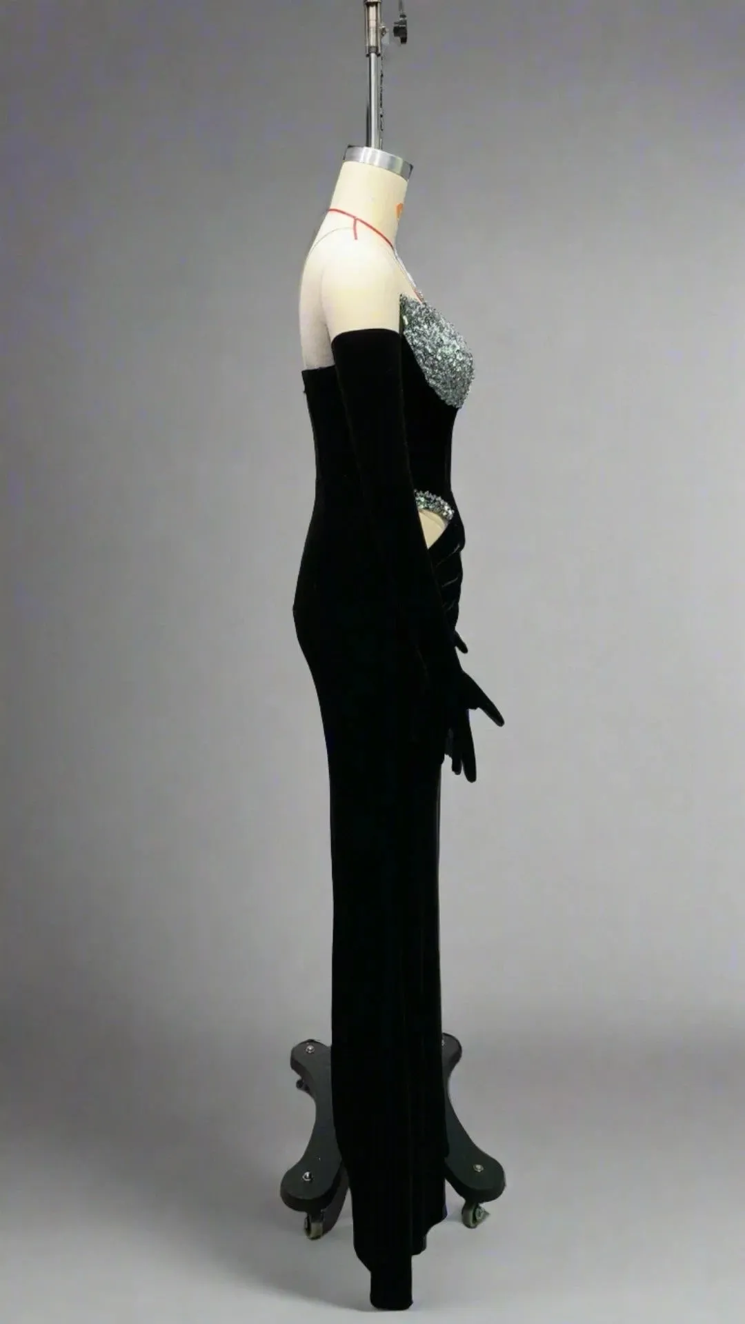 Trend4us Women’s Luxury Sequin Velvet Strapless Cutout Gown