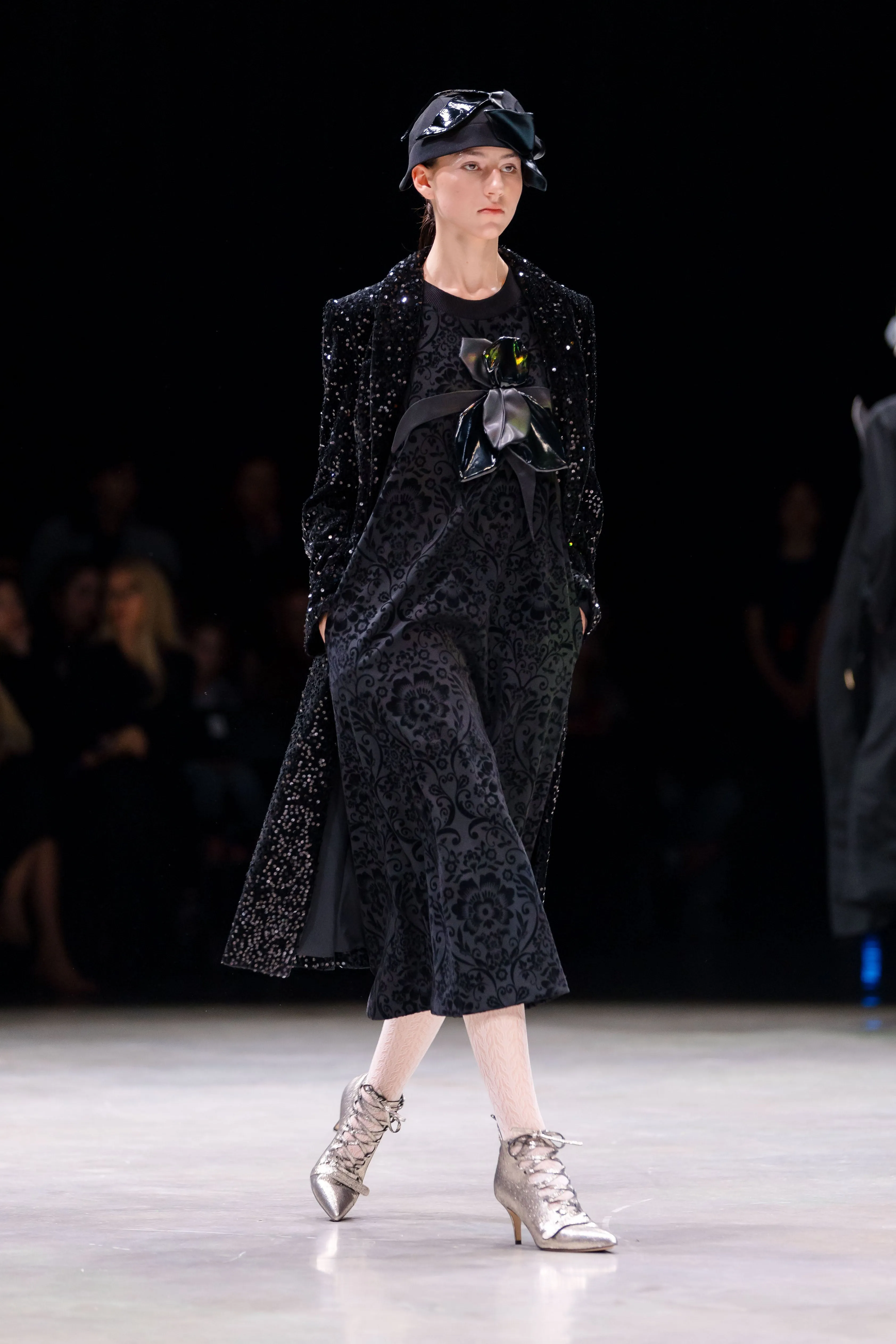 Velvet Sequined Midi Single-Breasted Coat Black